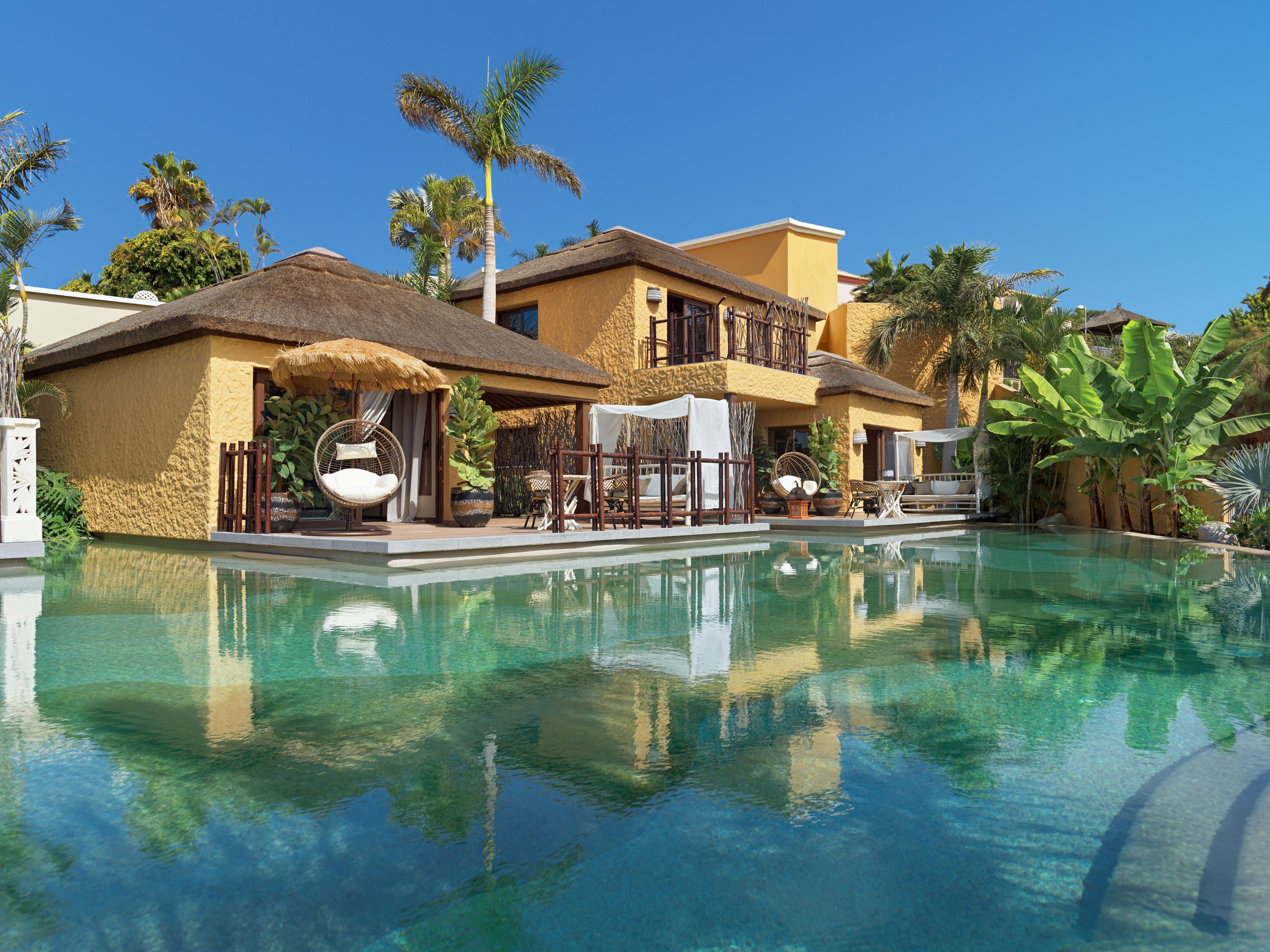 Royal River, Luxury Hotel - Adults Only أذيخي المظهر الخارجي الصورة
