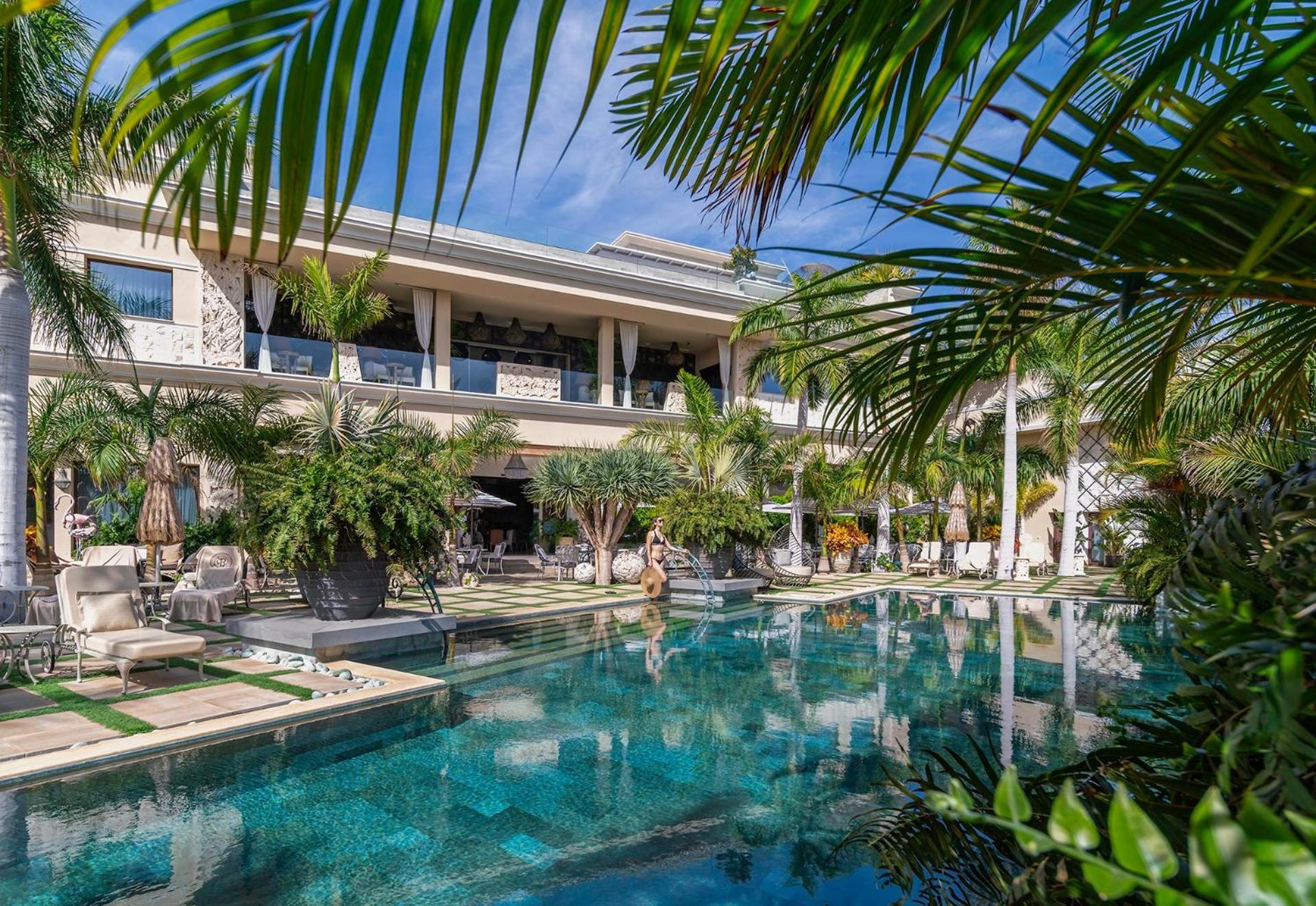 Royal River, Luxury Hotel - Adults Only أذيخي المظهر الخارجي الصورة