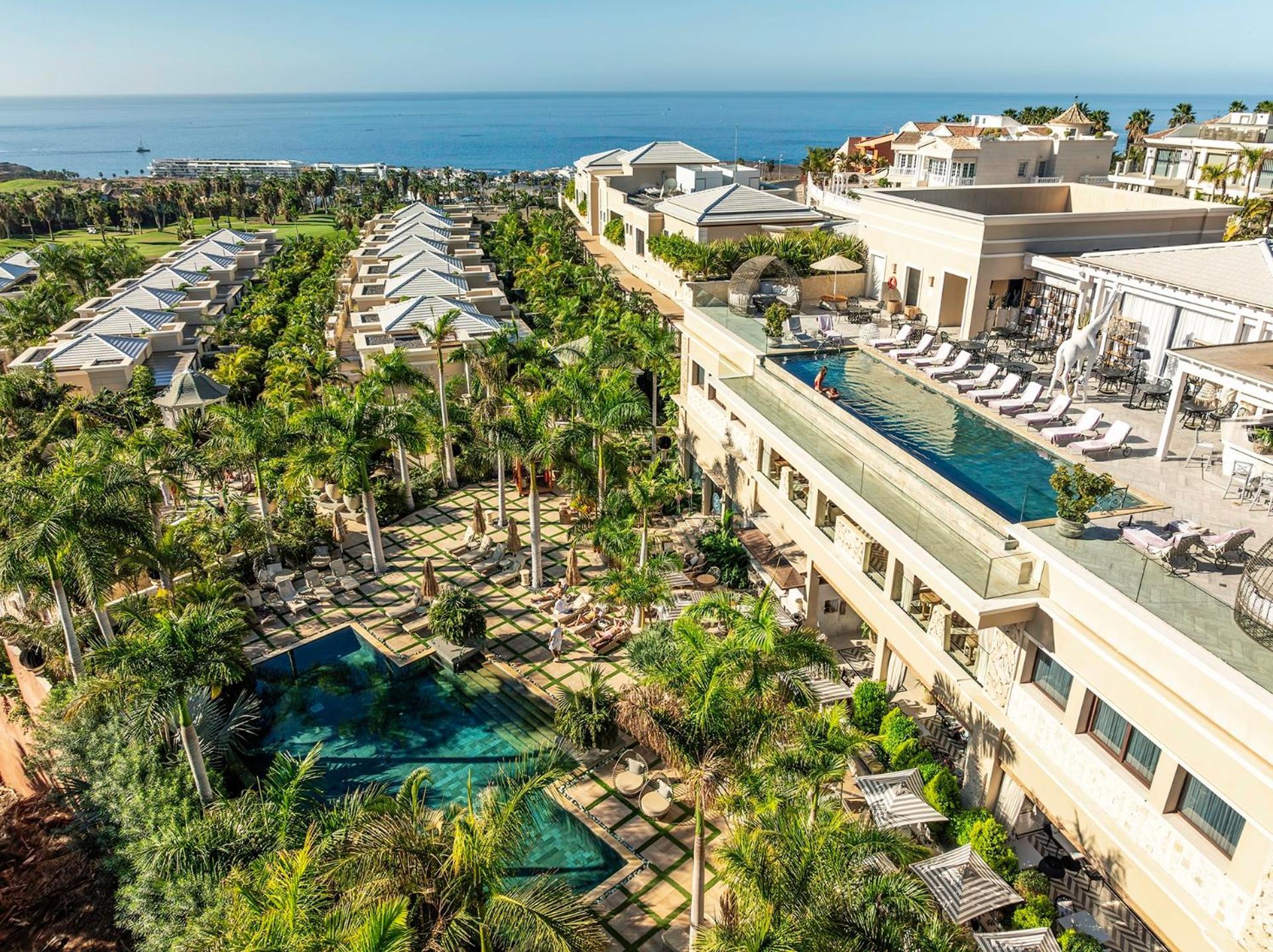 Royal River, Luxury Hotel - Adults Only أذيخي المظهر الخارجي الصورة